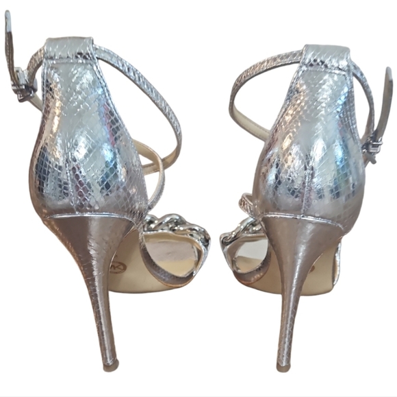 Michael Kors Silver Leather Sandals Snake Embossed NWT 8.5 - Picture 9 of 13